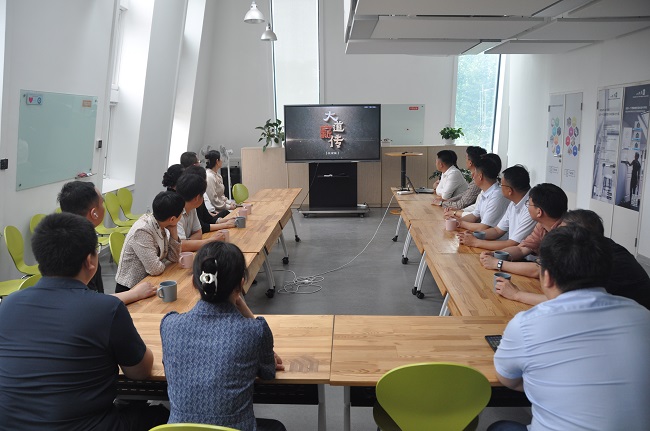 民建廊坊市委组织青年会员集中观看学习《大道薪传——中国的民主党派（民建篇）》(1)-1.jpg
