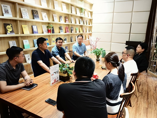 20230625民建保定市委竞秀支部召开年中工作总结会议2.jpg