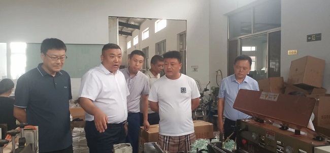 全国民建一家亲——山西民建同仁赴东光县企业调研，沧州民建会员积极响应配合参观调研企业车间-1.jpg