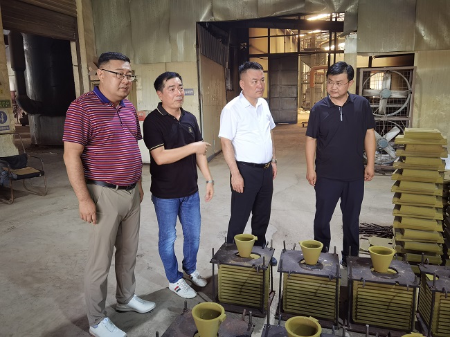 20230812民建保定市委走访调研受灾会员企业3-1.jpg