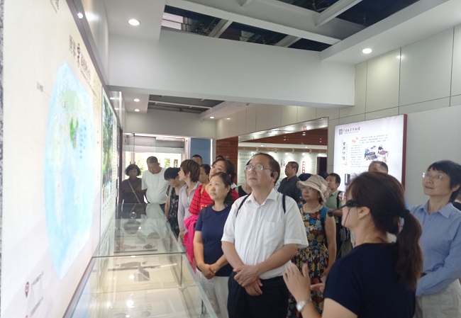 民建唐山市委组织教师会员开展主题教育活动-1.jpg