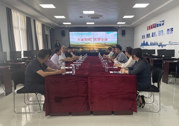 邢台与衡水两地民建开展友好交流活动1 (3)-1.jpg