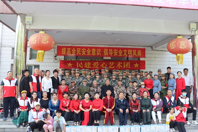 民建邢台爱心艺术团国庆节到信都光荣院慰问演出活动1 (1).jpg