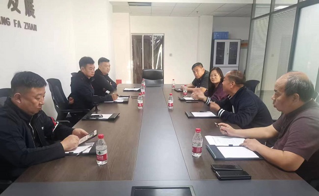 民建邯郸市邯山区基层委员会和市直第四基层委员会联合召开“凝心铸魂强根基、团结奋进新征程”主题教育交流座谈会1 (2)-1.jpg