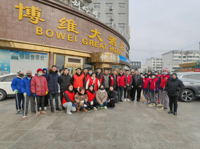 民建基层组织联合开展学习雷锋主题志愿服务活动 (3).jpg