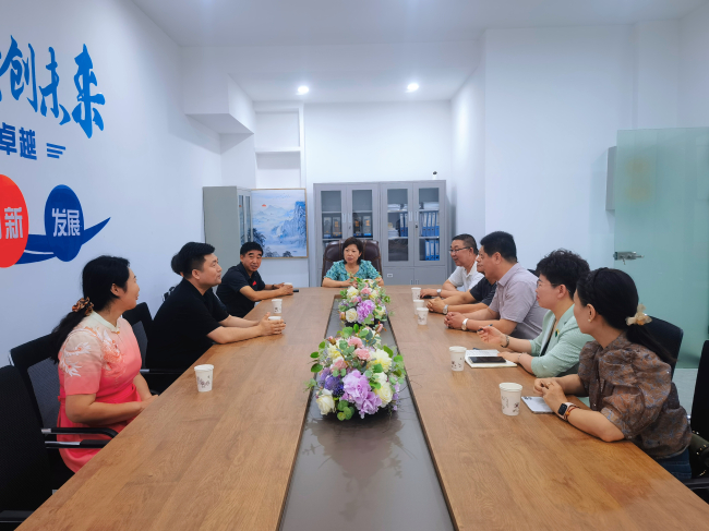 民建石家庄市委裕华区基层委员会走访会员企业1 (2).jpg