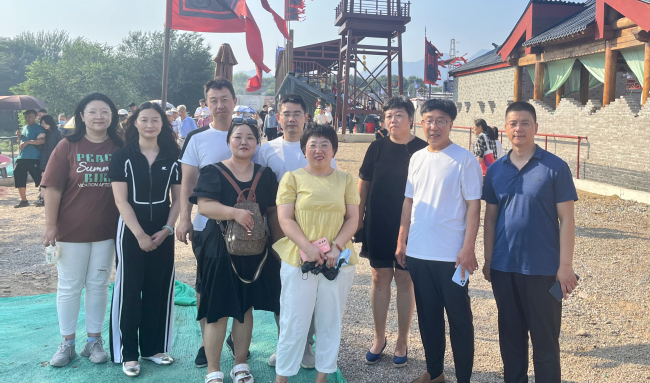 民建山海关区委沉浸体验《冲关一怒》，重温历史烽火 (2).jpg