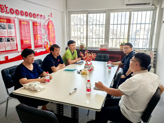 民建秦皇岛市委金融支部召开领导班子学习工作会议 (2).jpg