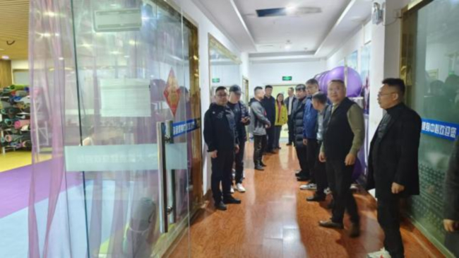 20241114民建保定市委复兴支部赴会员企业保定市大鲨鱼健身服务有限公司走访调研1.jpg