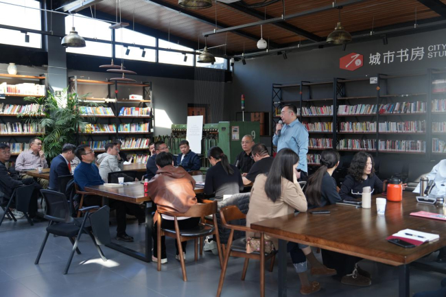 省直六支部开展两会精神暨民建会史学习活动2.jpg