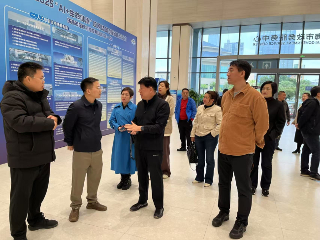 民建唐山市委组织企业家会员赴深圳珠海调研9 (2).jpg