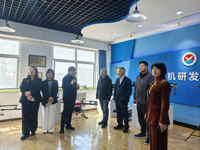 20250403河北清华发展研究院赴民建保定市委多家会员单位调研产教融合与智慧农业发展1.jpg