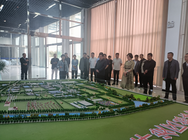 武云秀走访调研民建会员之家和会员企业 (2).jpg