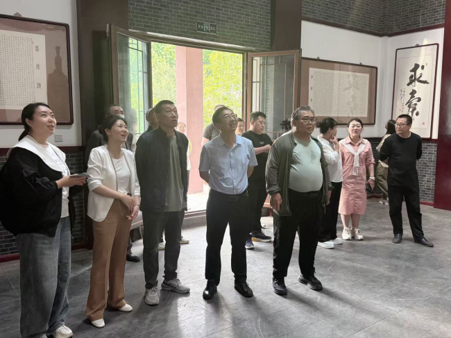 民建唐山市委古冶区工委开展爱国主义教育活动 (1)3 (2).jpg