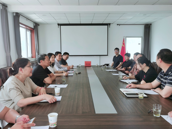 民建秦皇岛市委企业二支部召开学习工作会议暨委员增补会议(2) (2).jpg