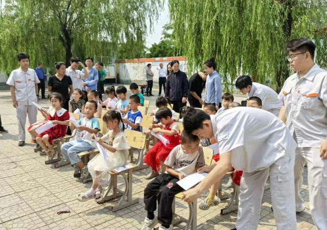 20250619保定市中华职业教育社、民建保定市委联合开展“职教助农——无人机公益植保”活动1 (2).jpg