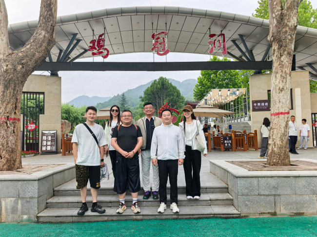 20250630民建保定市委新阶层一支部、中关村支部联合组织开展研学活动 (2).jpg
