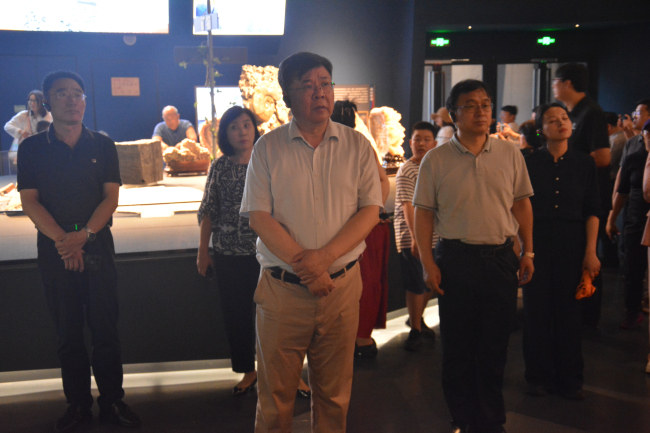 民建河北省委科教文委员会2025年全体会议在保定召开(1)4 (2).jpg