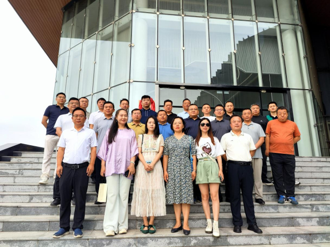 20250714民建保定市委新阶层一支部、复兴支部联合赴保定国际医疗基地参观调研.jpg
