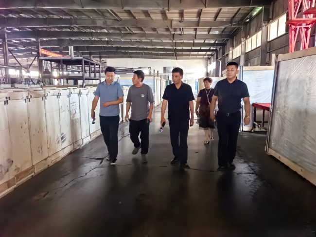 民建秦皇岛市委企业家委员会开展会员企业走访活动 (2).jpg