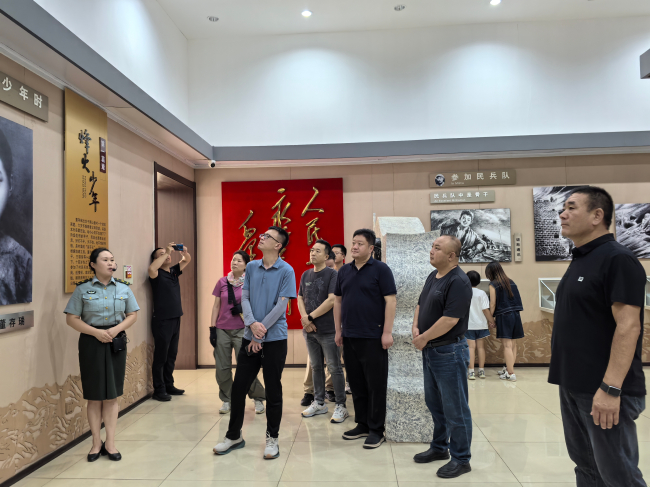 20250807“学规定、强作风、树形象”主题教育┃民建保定市委竞秀支部赴董存瑞烈士纪念馆开展学习教育活动3 (2) (2).jpg