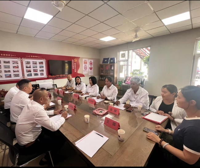 20250812民建保定市委新华支部召开理论学习会议 (2).jpg