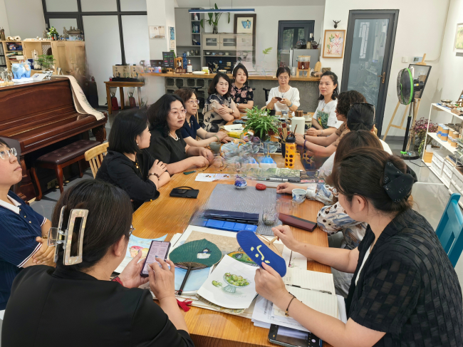 巾帼守初心，书香续芳华 (2).jpg