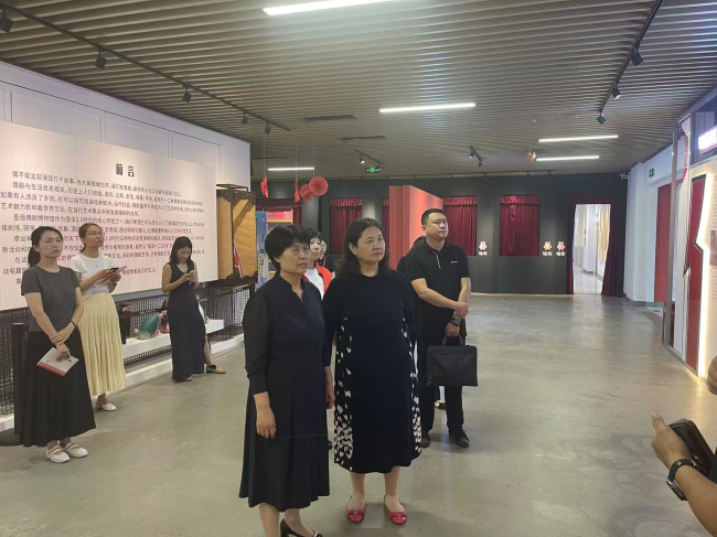 民建河北省委副主委邵二玲赴廊坊市安次区会员企业调研并座谈1 (2).jpg