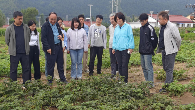 20250825民建保定市委农业农村委员会联合国家级专家组赴承德开展病害防控与低空经济智慧应用实践4.jpg