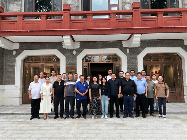 20250902民建保定市委东风支部、建设支部、科创园支部参观石家庄市织音1953艺术园区1 (2).jpg