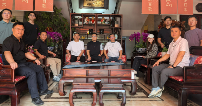 20250910民建保定市委鑫丰支部开展“传承民建优良传统，厚植爱党爱国情怀”会史大学习活动1 (2).jpg