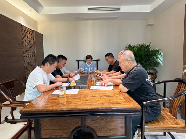 裕华三支部集中学习习近平总书记讲话精神20250921 (2).jpg