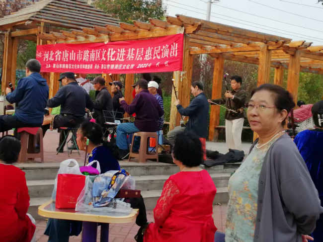 民建唐山市委路南区工委四支部多场文化活动扎根社区 (3) (2).jpg
