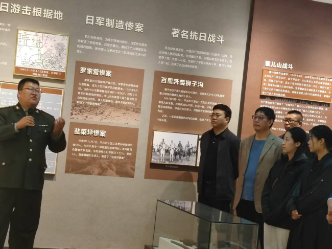 民建张家口市委崇礼区支部委员会参加区委统战部红色教育主题活动 (2).jpg