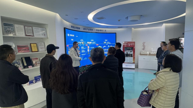 民建河北省委二支部走访华大基因活动1.jpg 民建河北省委二支部走访华大基因活动1.jpg